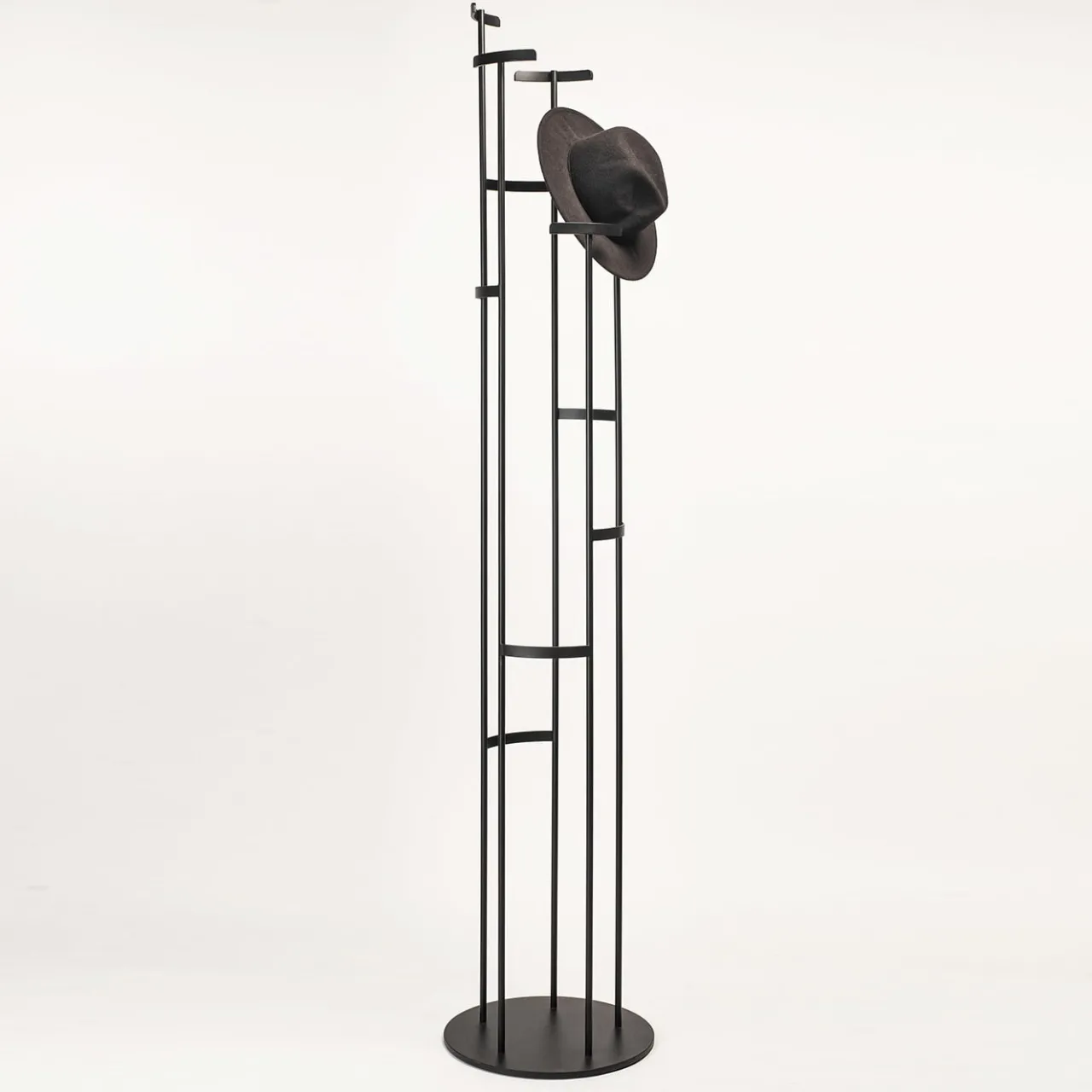 Splot Design Coat Stands<Columnae Black Coat Hanger by Svetlana Golubeva