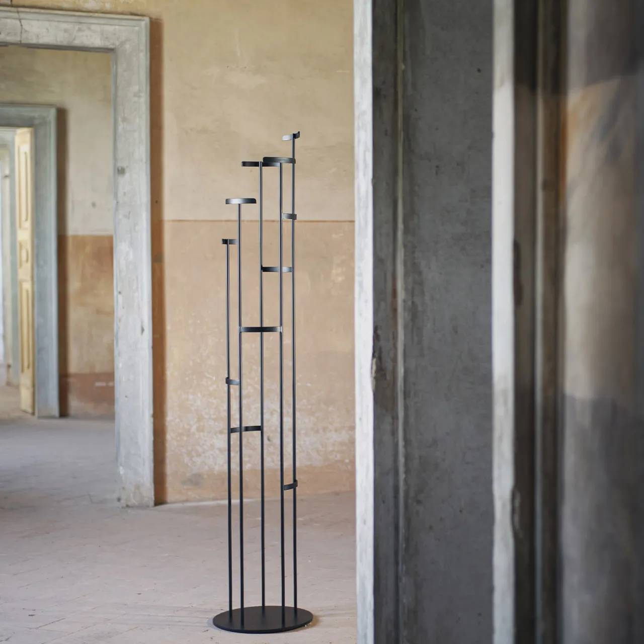 Splot Design Coat Stands<Columnae Black Coat Hanger by Svetlana Golubeva