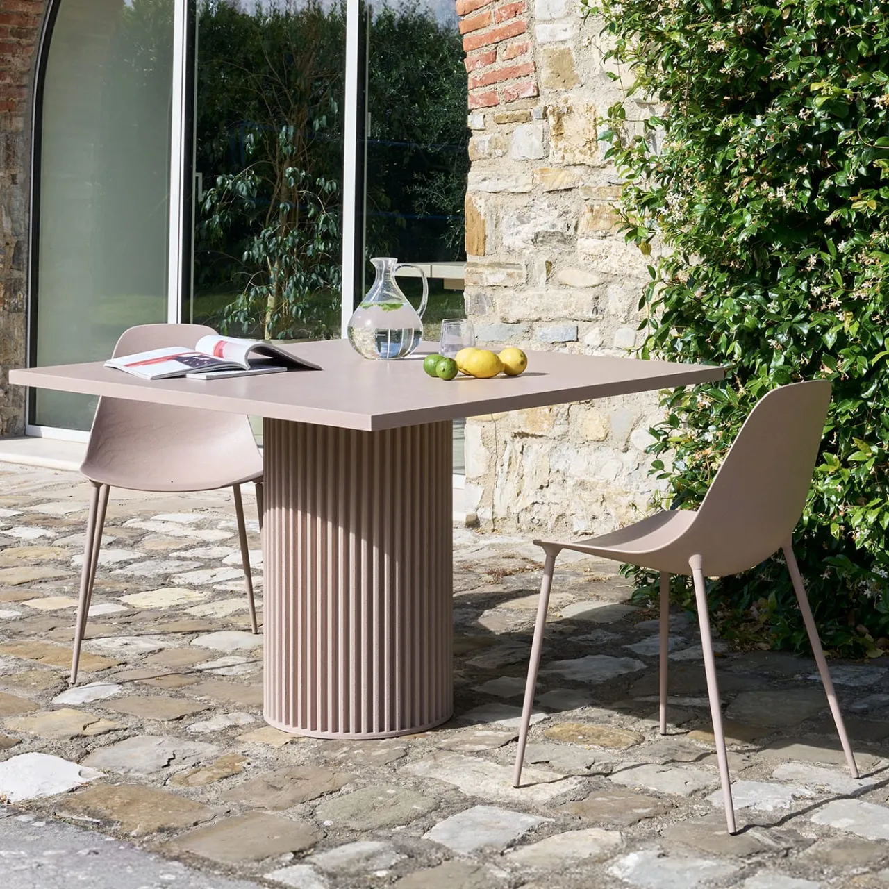 Opinion Ciatti Bistro Tables<Corkcrete Taupe Aluminum Bistro Table
