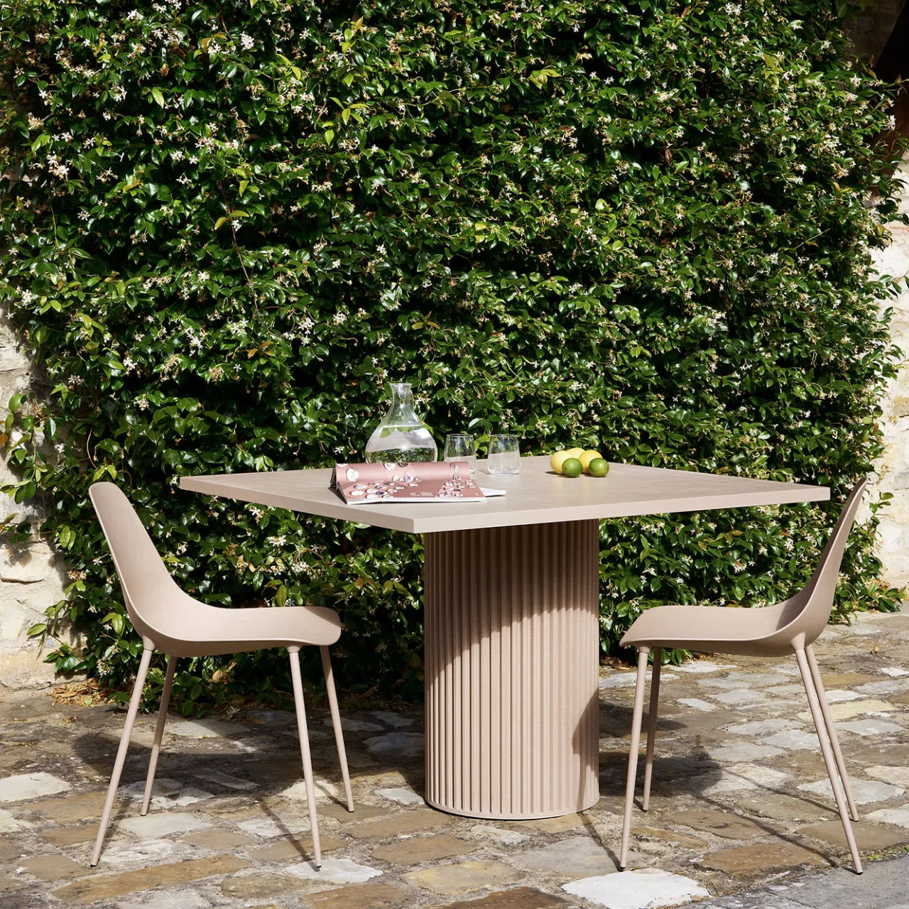 Opinion Ciatti Bistro Tables<Corkcrete Taupe Aluminum Bistro Table
