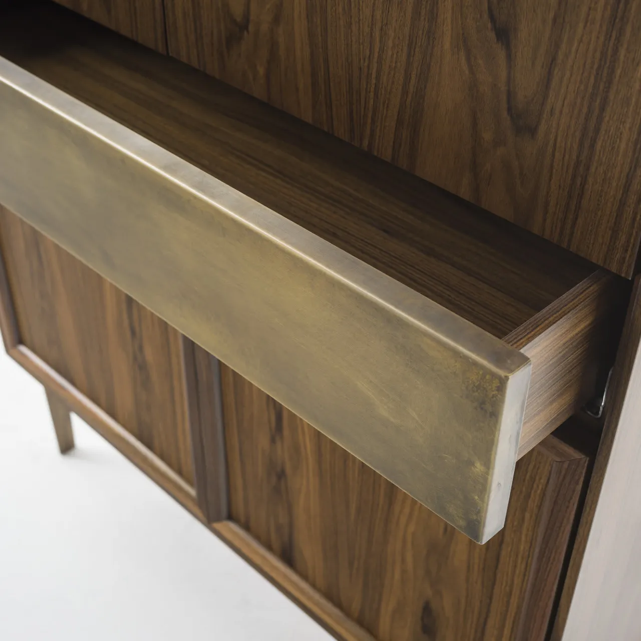 Durame Cabinets<Crab Tall Cabinet
