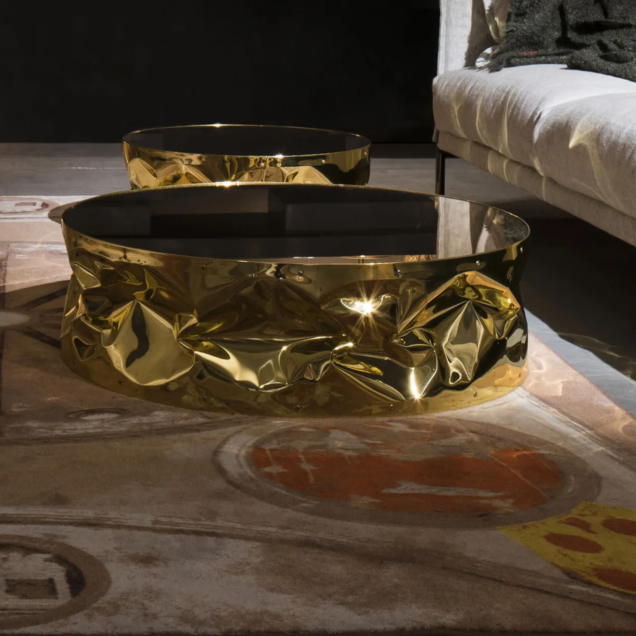 Opinion Ciatti Coffee Tables<Crumpled Gold Aluminum Coffee Table with Mirror Top #2