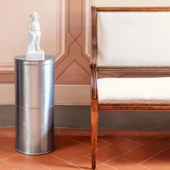 Caspal Side Tables<Cylindrical Silver Aluminum Display Pedestal