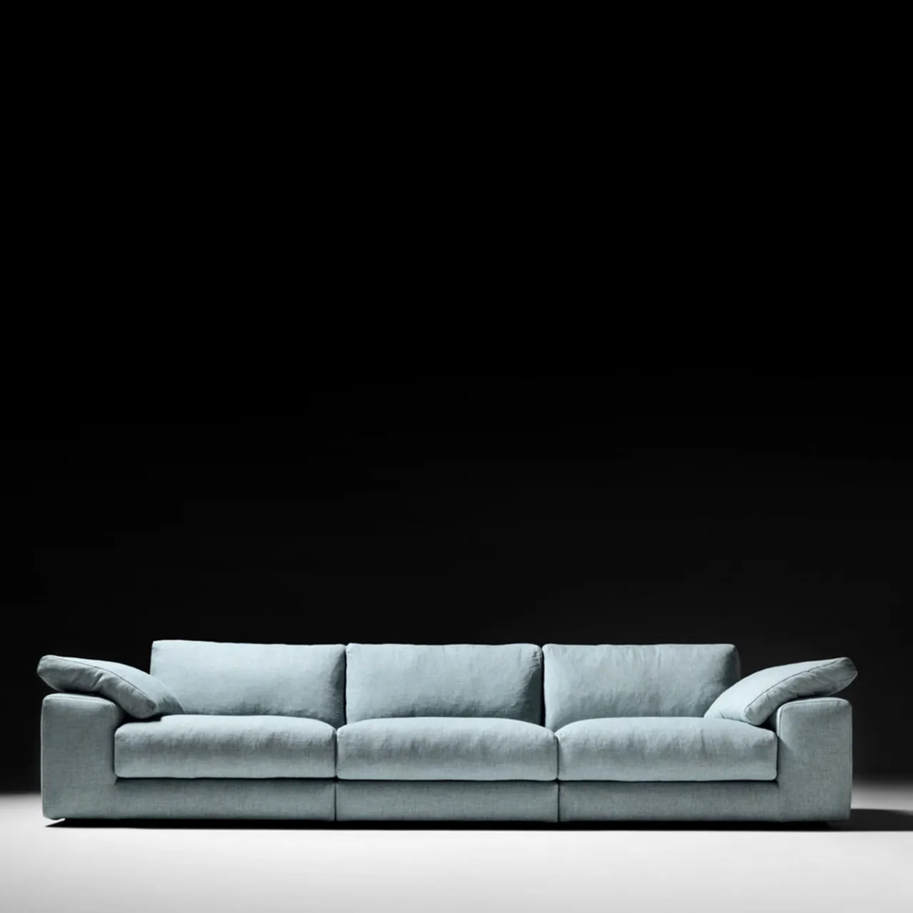 Black Tie Sofas<Dante Gray Sofa