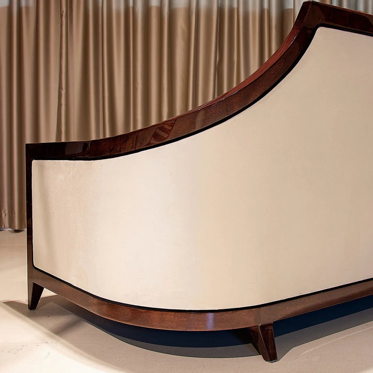Extroverso Sofas<Diamond Sofa