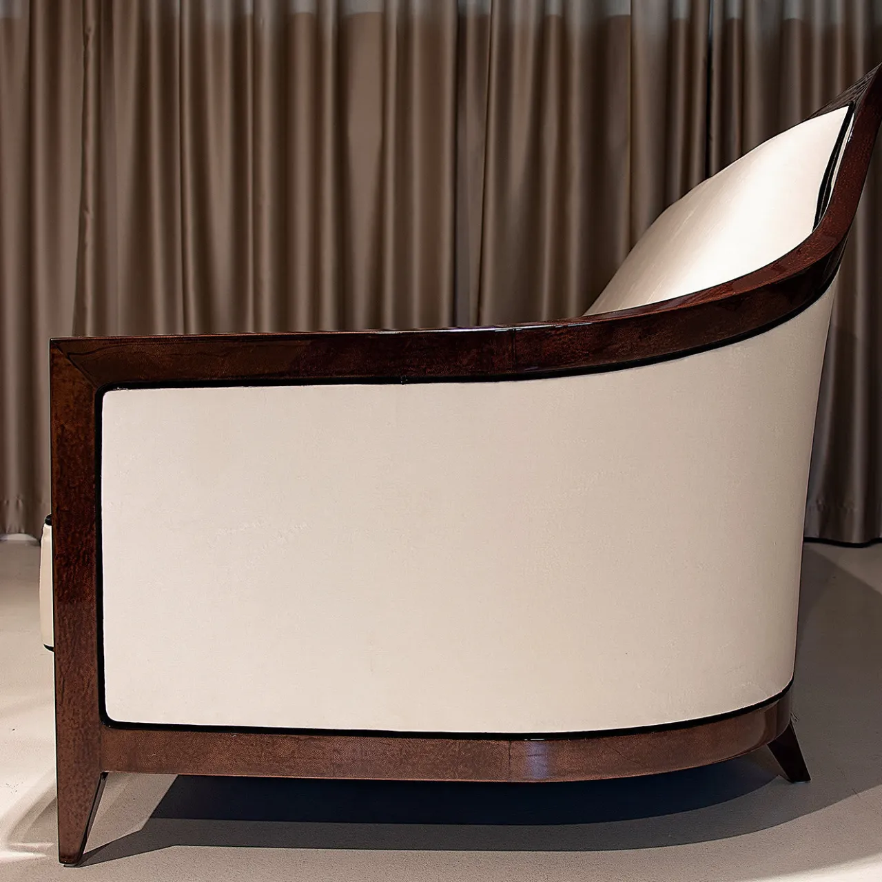 Extroverso Sofas<Diamond Sofa