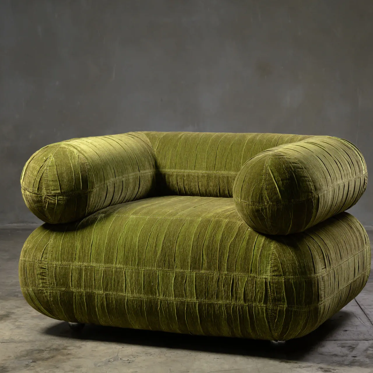 The House of Lyria Armchairs<Diomira Armchair