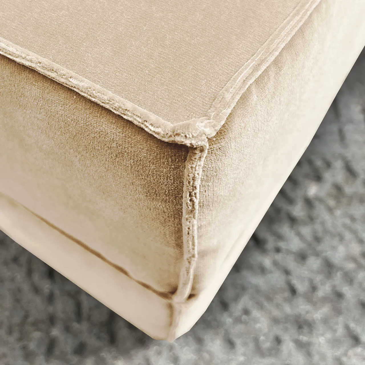 DLA Design Lab Ottomans & Poufs<Docker Beige Velvet Pouf