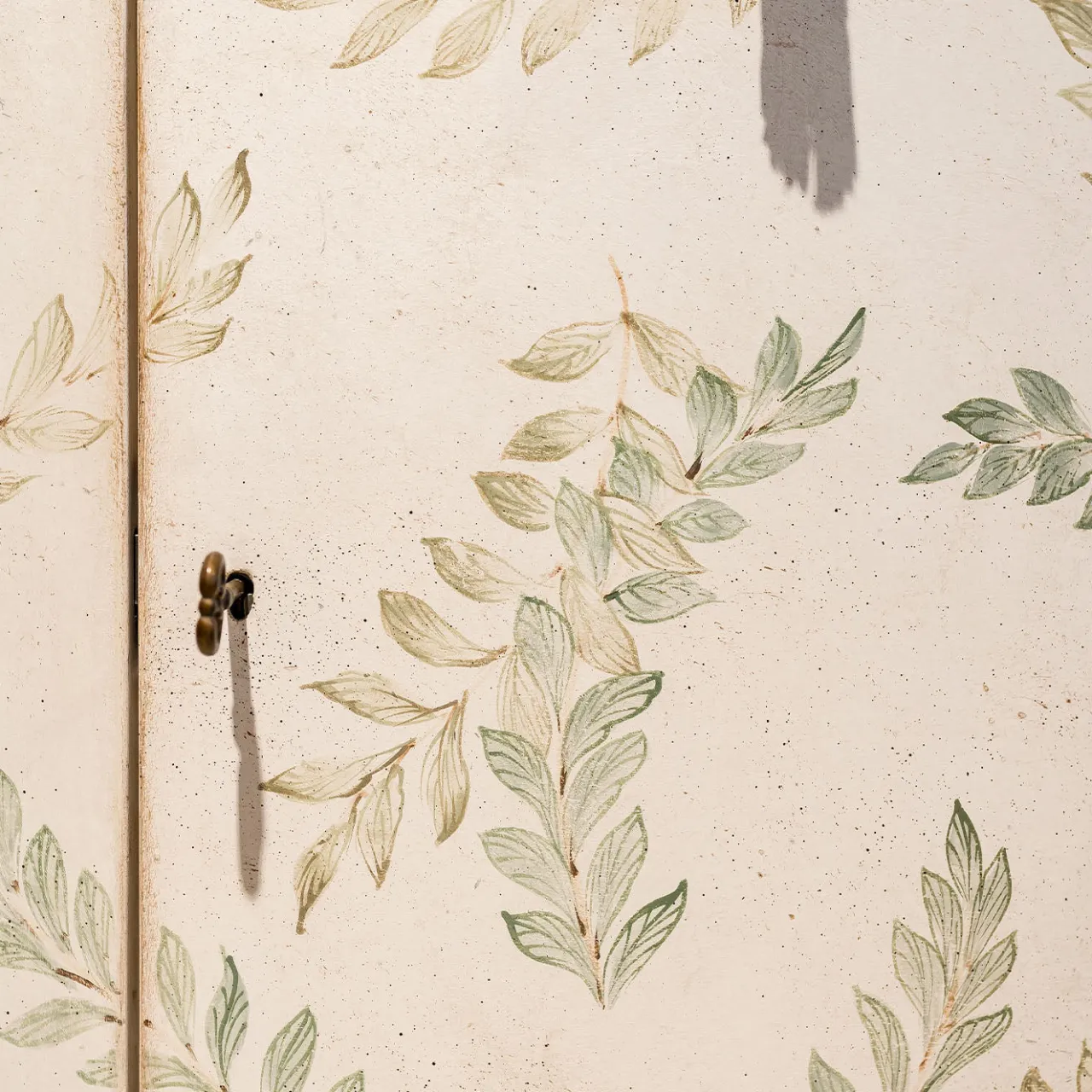 Porte Italia Dressers<Dorsoduro Chalky White Chest of Drawers With Leaves