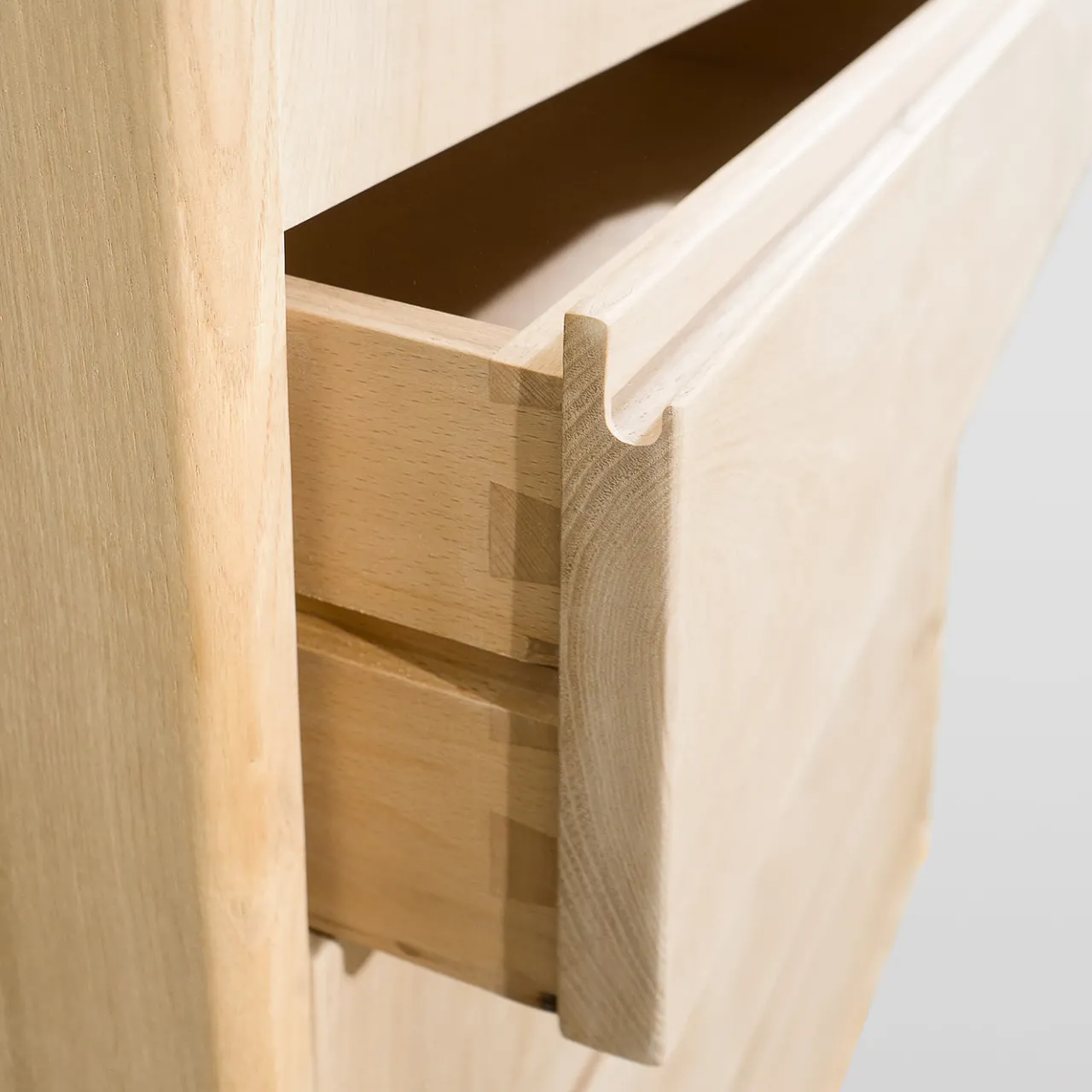 Ebanisteria Roberto Gambella Dressers<Dovetail Scandinavian Cream White Six-Drawer Dresser