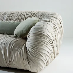 Laura Meroni Sofas<Drapè Sofa