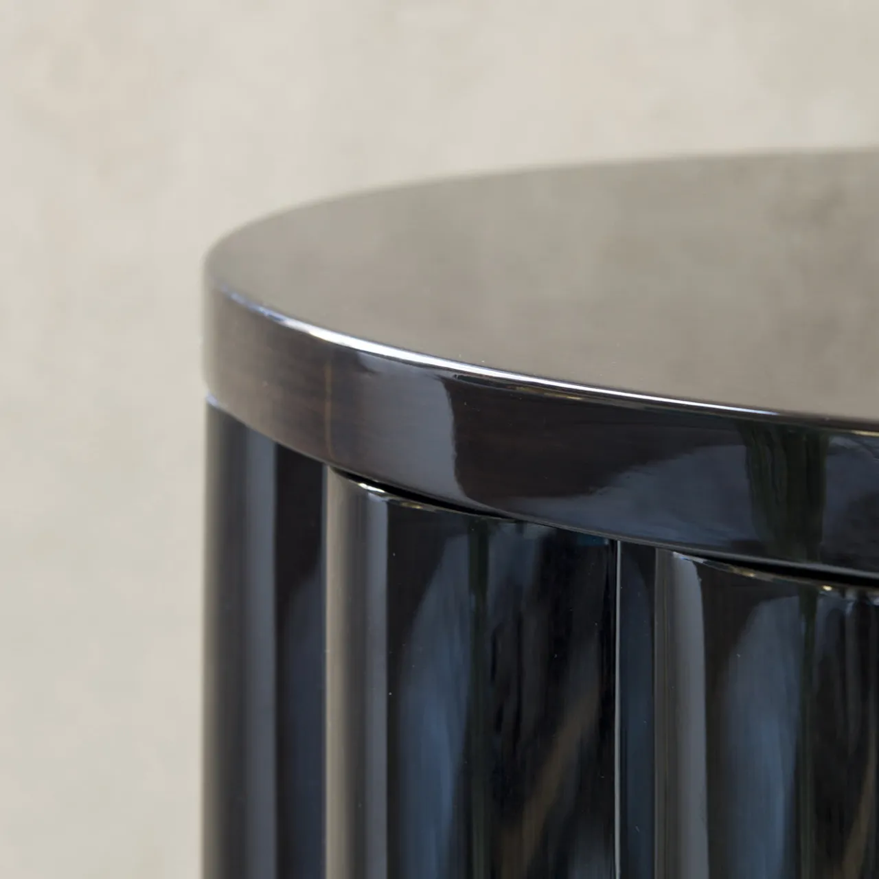 Isabella Costantini Bar Cabinets<Duilio Drink Cabinet with Casters