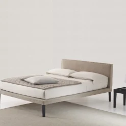 Horm Beds<Ebridi Tessile Bedframe by StH
