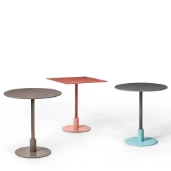TrabA' Outdoor Dining Tables<Echo Round Taupe Table by Gabbertas Studio