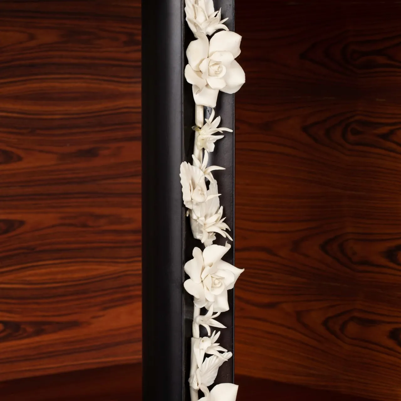 Hebanon Fratelli Basile - 1830 Bar Cabinets<Eden Bar Cabinet