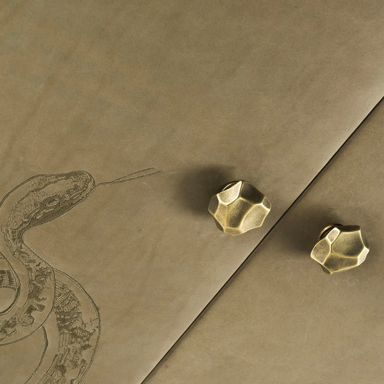 VGnewtrend Cabinets<Eden Cabinet by Giorgio Ragazzini