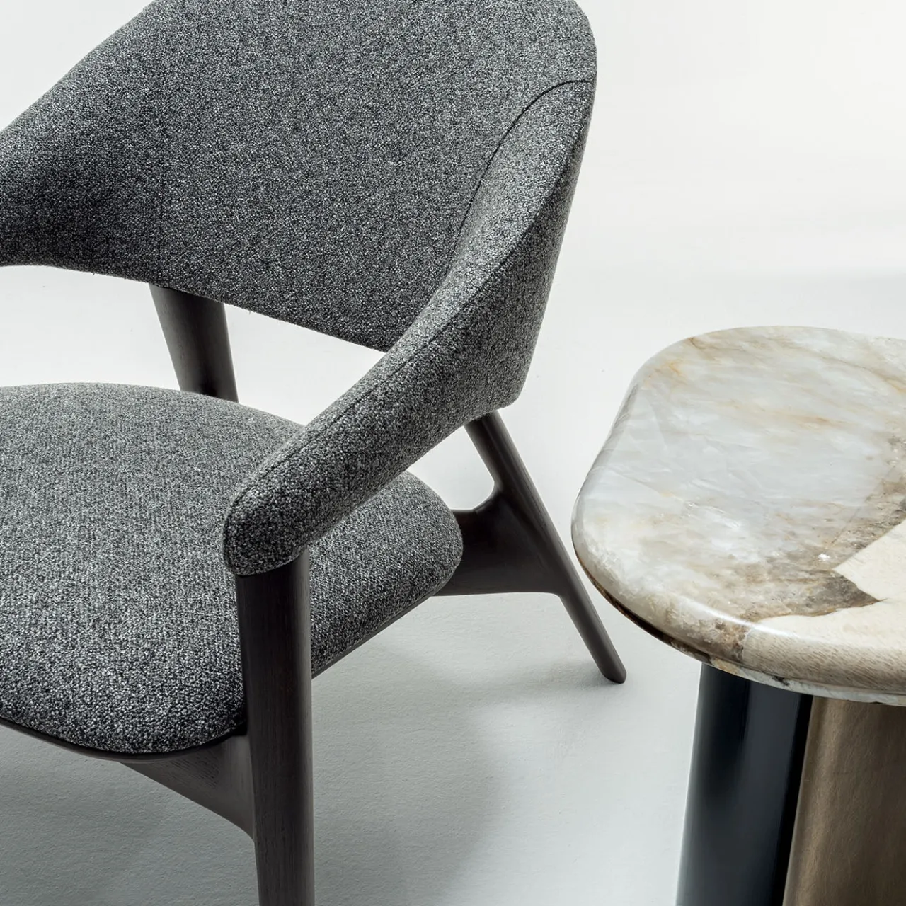 Zanaboni Lounge Chairs<Egle ED/50 069 Gray Ash Lounge Chair