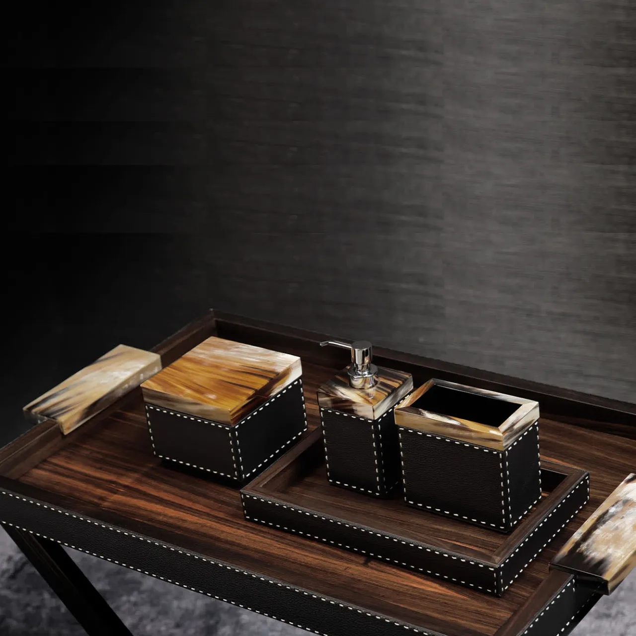 Arcahorn Serving Tables<Elba Black Serving Table