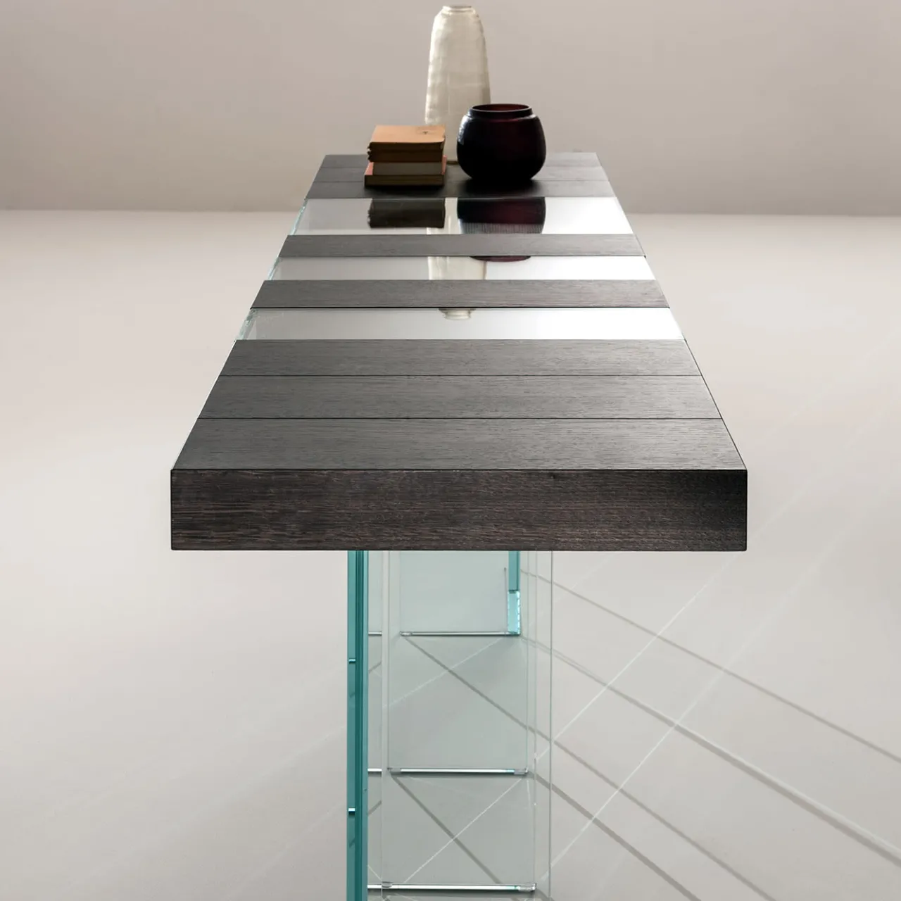 Laura Meroni Consoles<Elemento Console