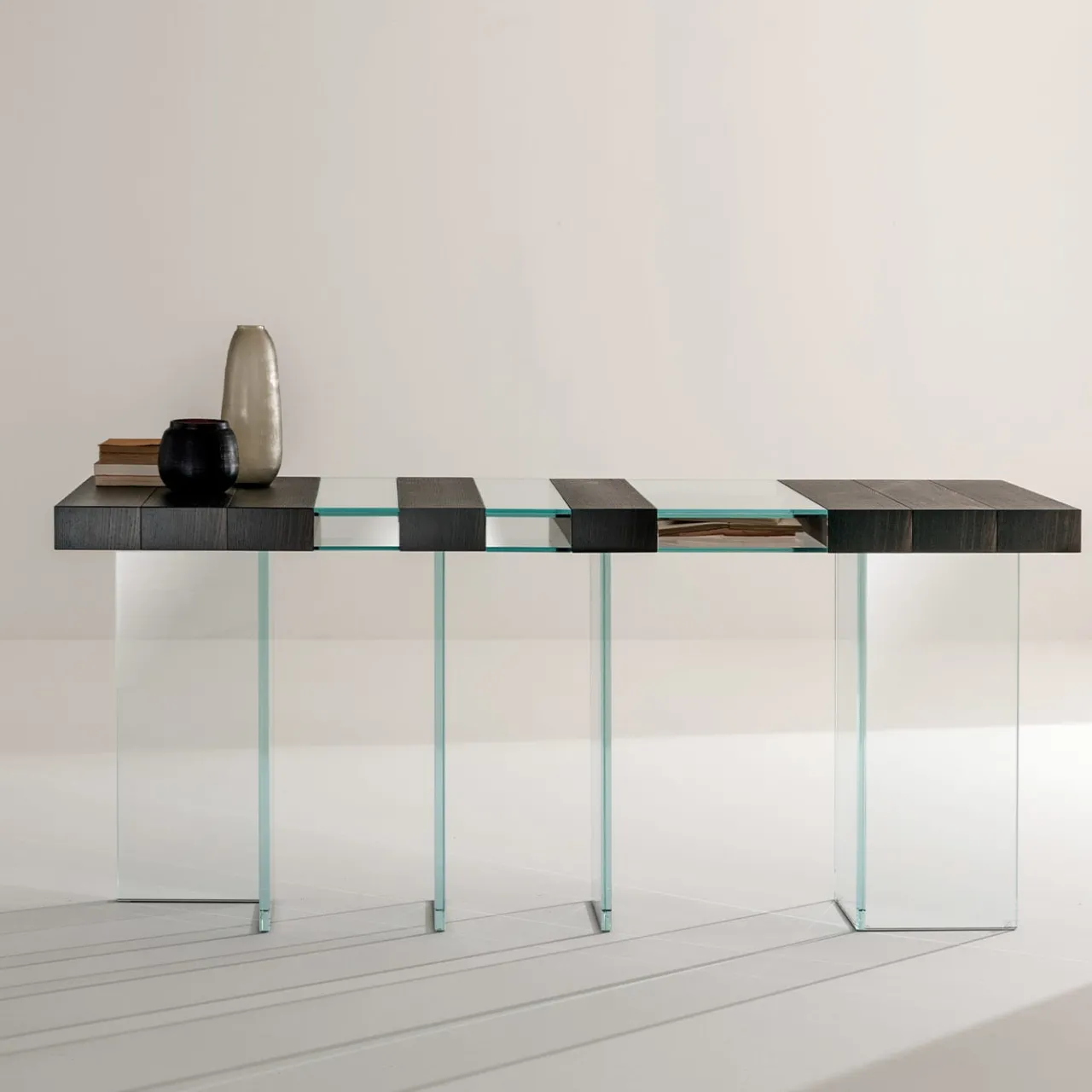Laura Meroni Consoles<Elemento Console