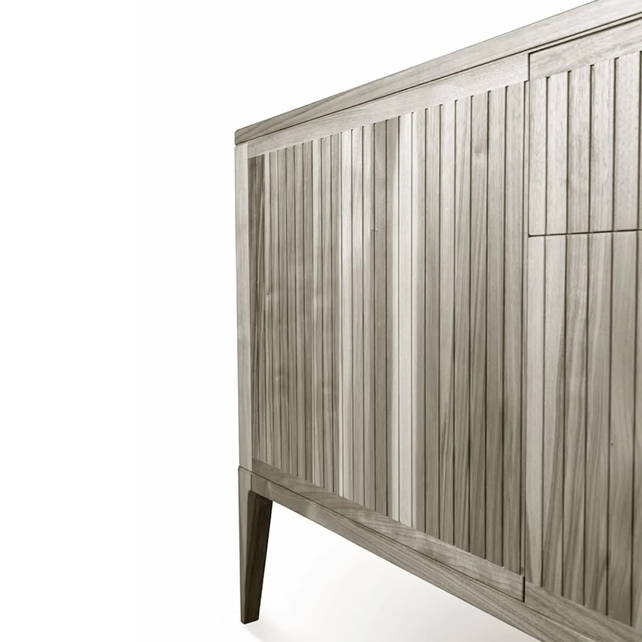 Dale Italia Dressers<Eleva Dresser #2