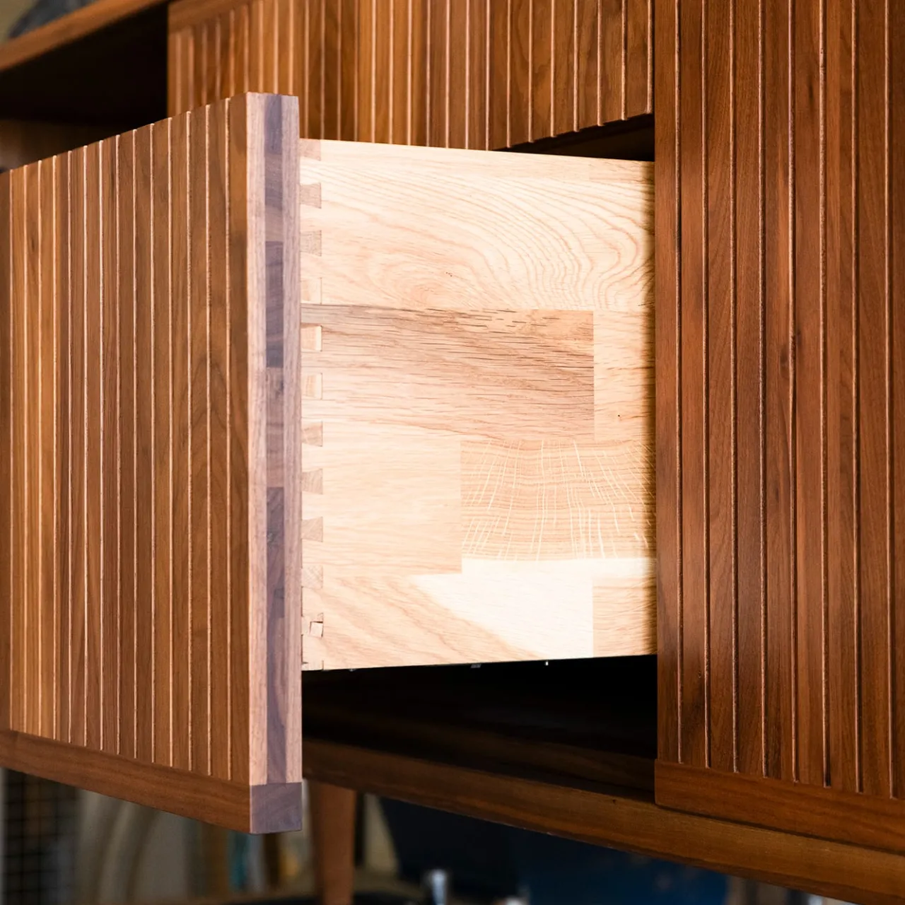 Dale Italia Sideboards Buffets<Eleva Sideboard