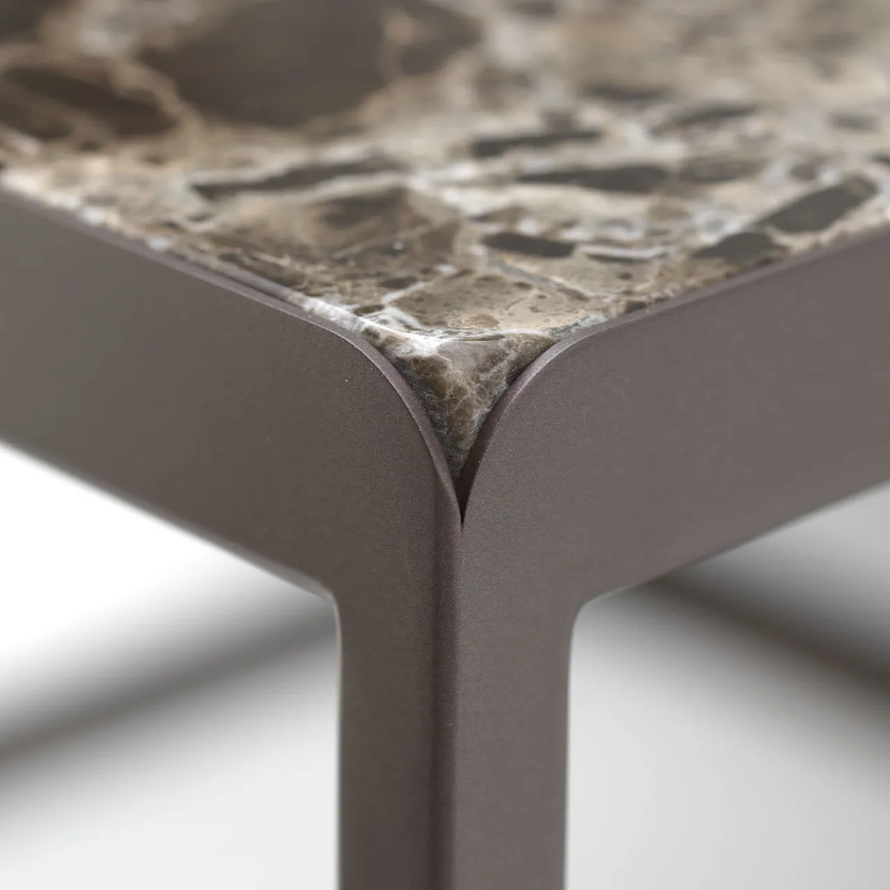 Sitia Coffee Tables<Emperador Dark Marble Coffee Table