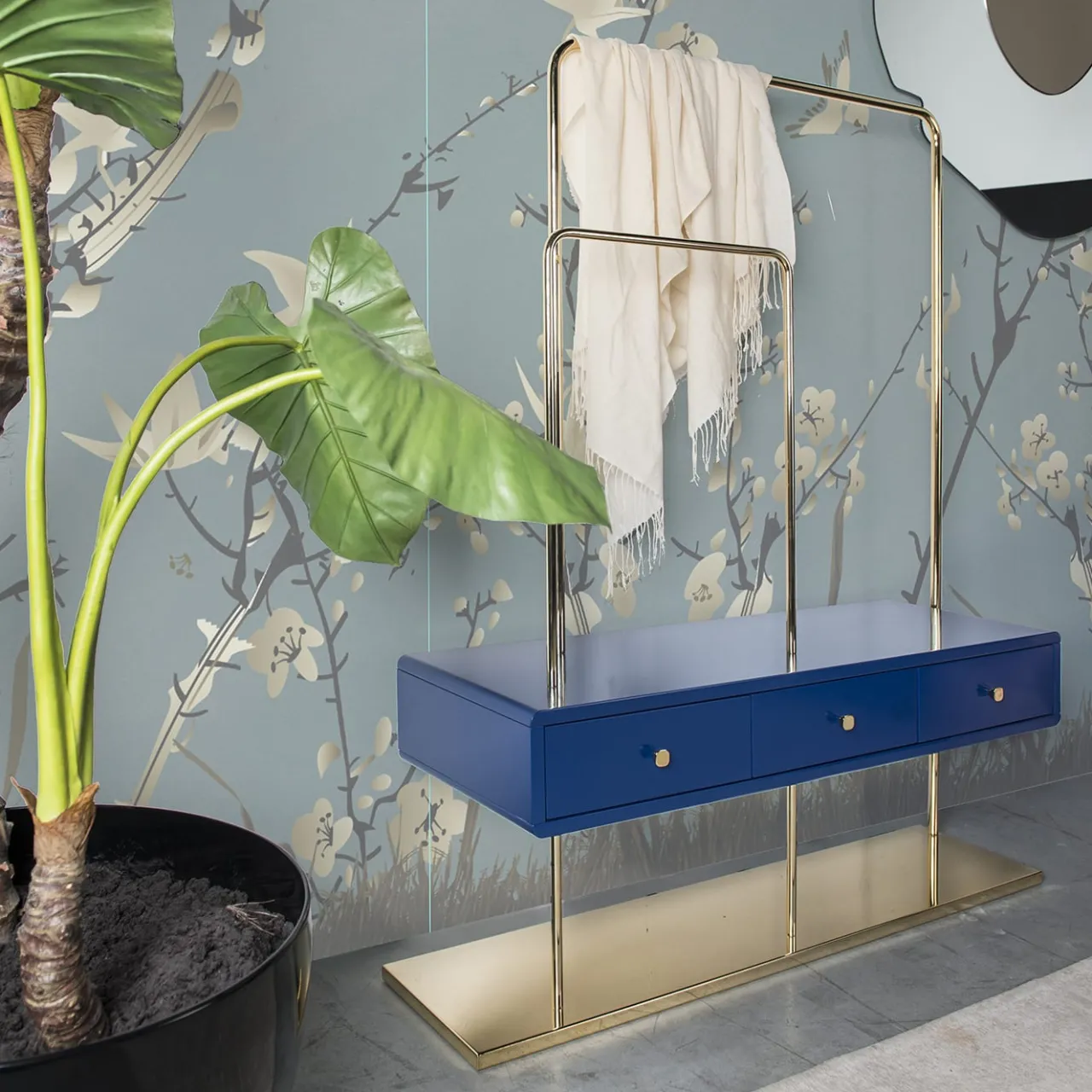 VGnewtrend Coat Stands<Emperor's Clothes Rack by Lea Chen