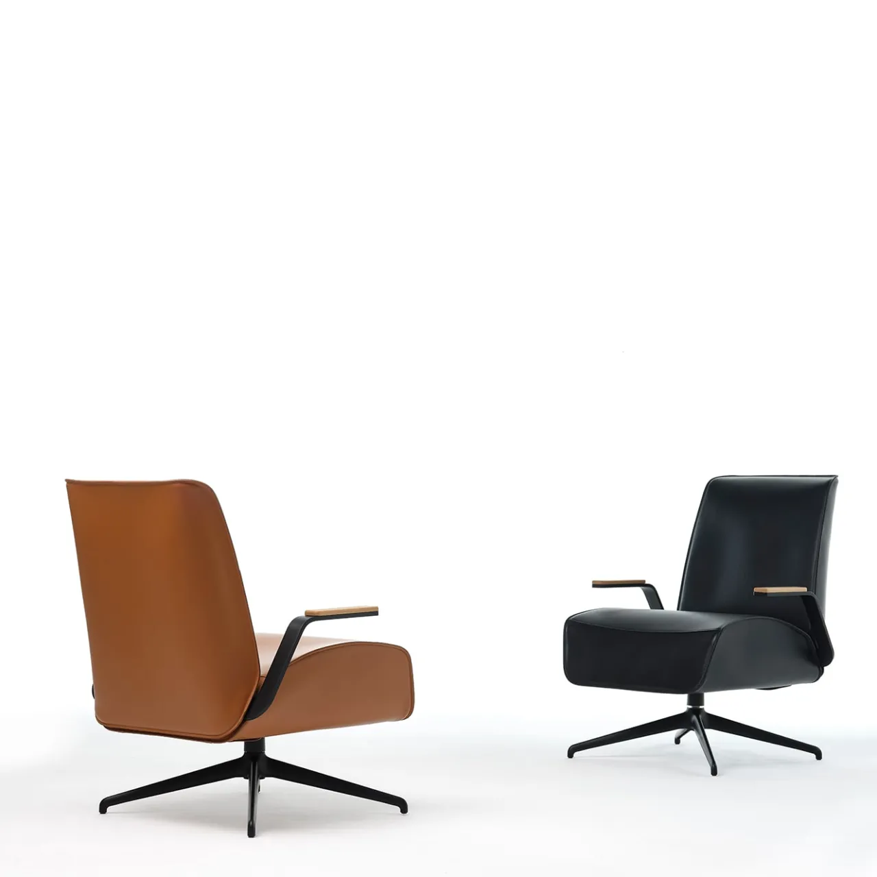 Epònimo Office Chairs<Endo Black Leather Swivel Office Armchair