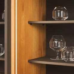 Casa Covre Bar Cabinets<Eno Brown Leather Wine Cabinet