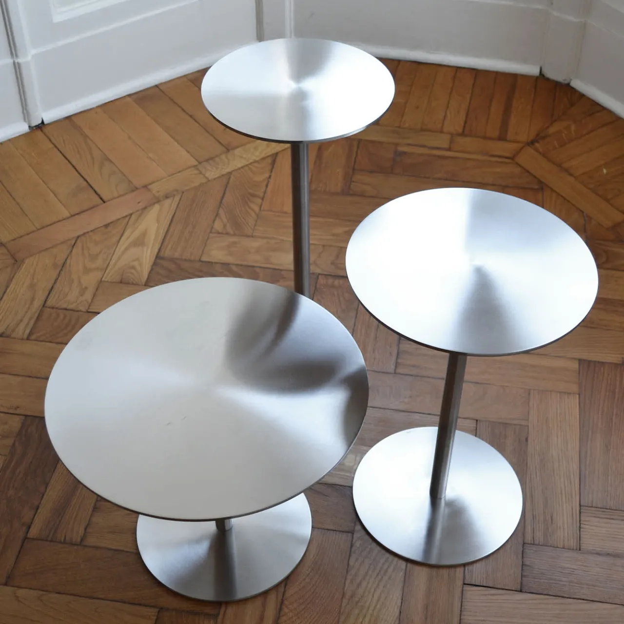 mg12 by Monica Geronimi Side Tables<Ester Stainless Steel Table