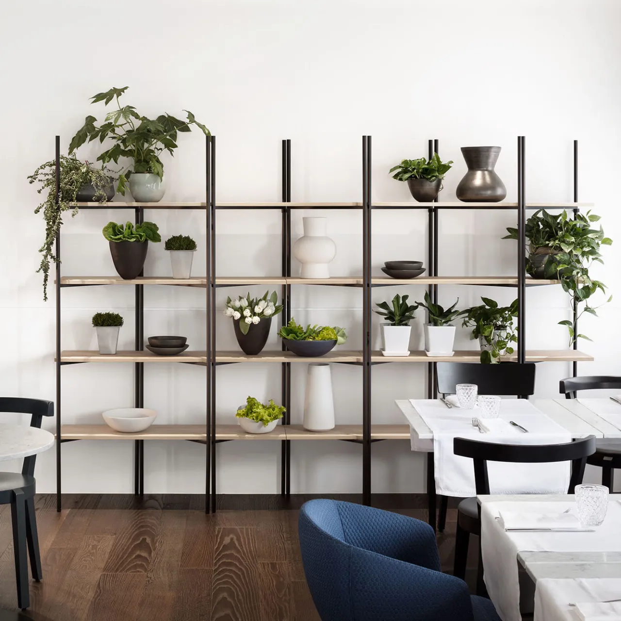 TRUE Bookcases<Ethrio Small Bookcase