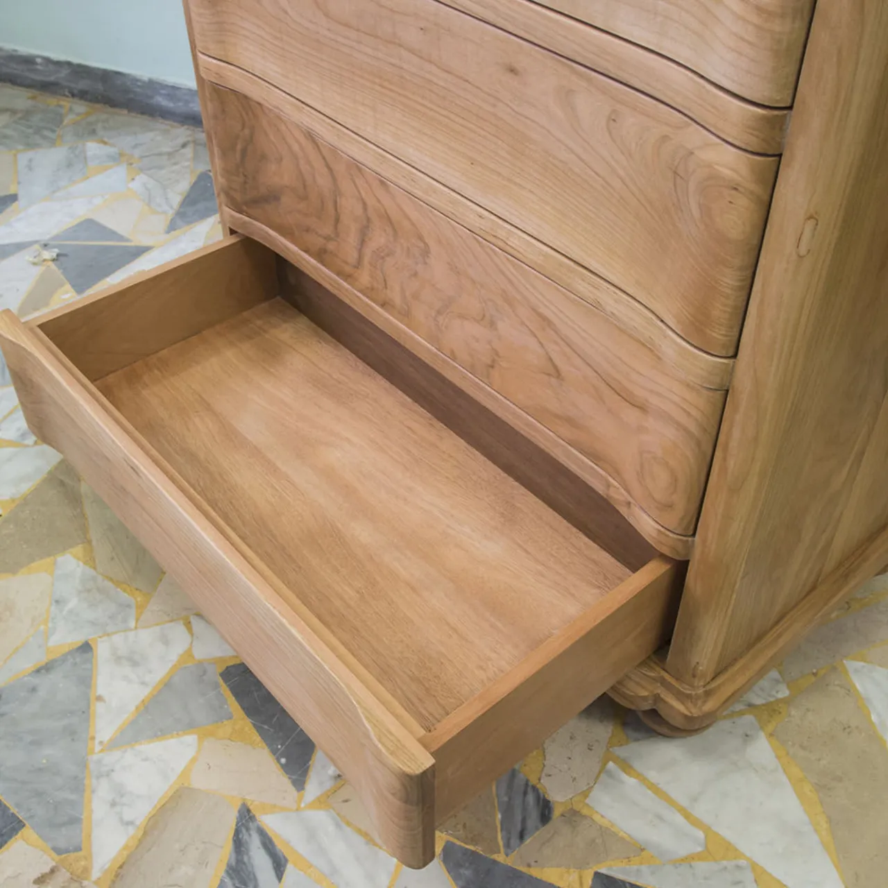 Ebanisteria Roberto Gambella Dressers<Eugenio Chest of Drawers by Erika Gambella
