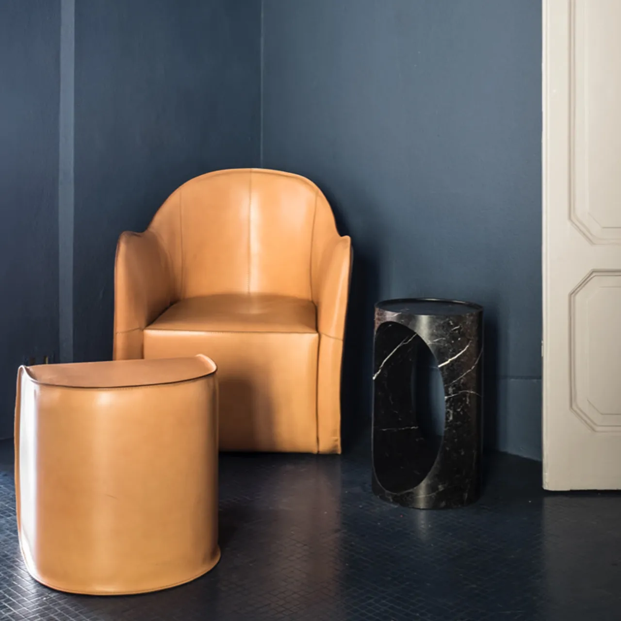 Epònimo Armchairs<Exo Set of Armchair and Ottoman