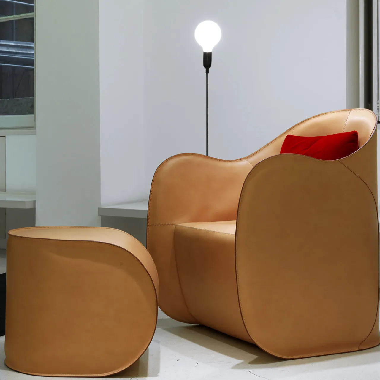 Epònimo Armchairs<Exo Set of Armchair and Ottoman