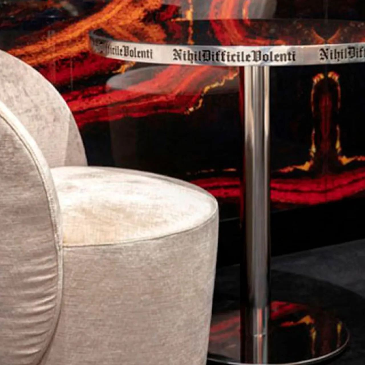 Sicis Bistro Tables<F58 round Bistro Table