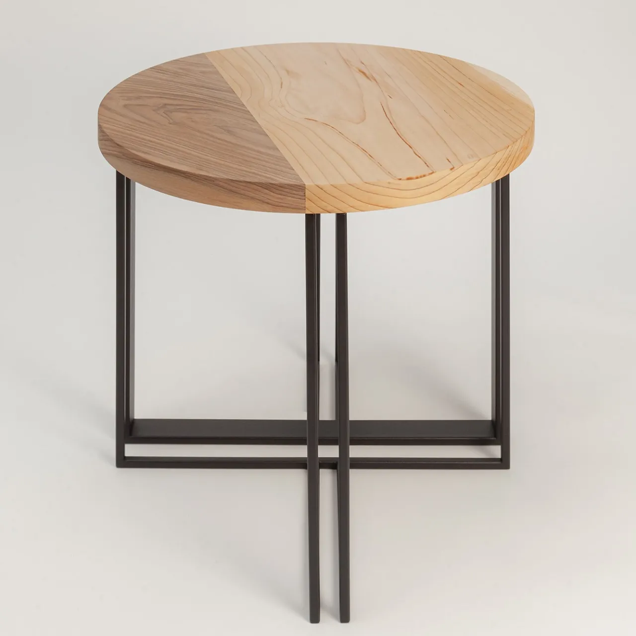 Splot Design Side Tables<Ferrea Vie Ita Recta Side Table by Svetlana Golubeva