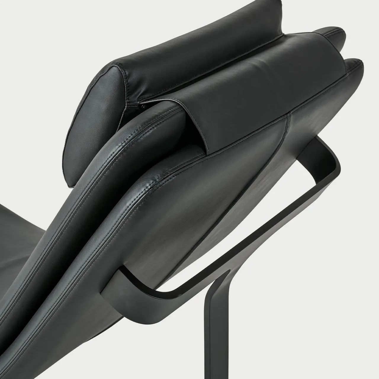 Baleri Italia Chaises<Flipt Black Leather Convertible Armchair and Chaise-longue
