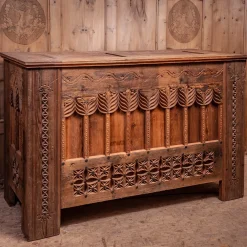 Falegnameria Helmut Santifaller Dressers<Flower Chest