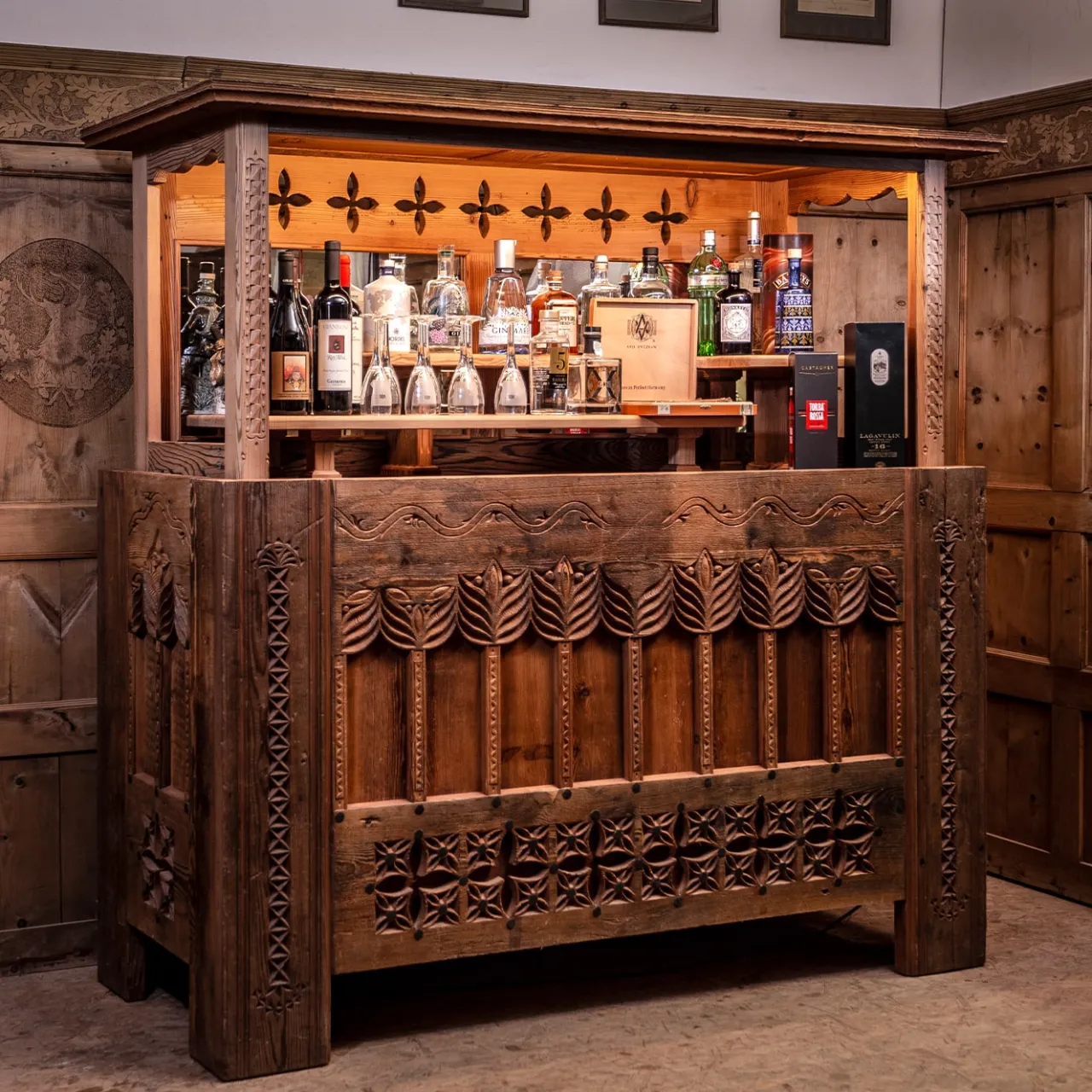 Falegnameria Helmut Santifaller Dressers<Flower Chest
