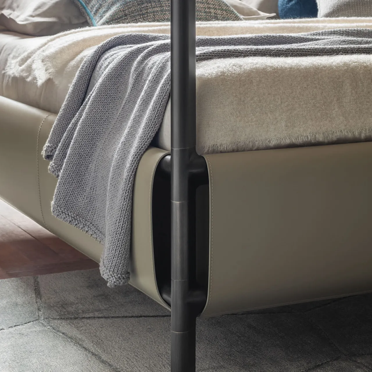 Ghidini 1961 Beds<Frame Canopy Bed by Stefano Giovannoni