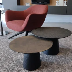 Disain 1971 Coffee Tables<Fungo Small Round Coffee Table With Gold Leaf On Spatulated Resin Top