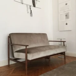 mg12 by Monica Geronimi Sofas<Gaia Walnut Loveseat