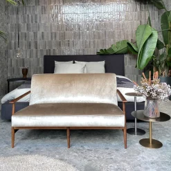 mg12 by Monica Geronimi Sofas<Gaia Walnut Loveseat