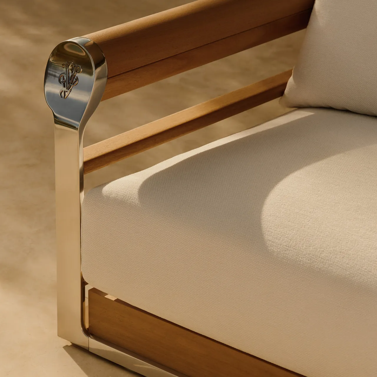 Visionnaire Outdoor Sofas & Benches<Galloway White Vivienne Fabric Angular Outdoor Sofa