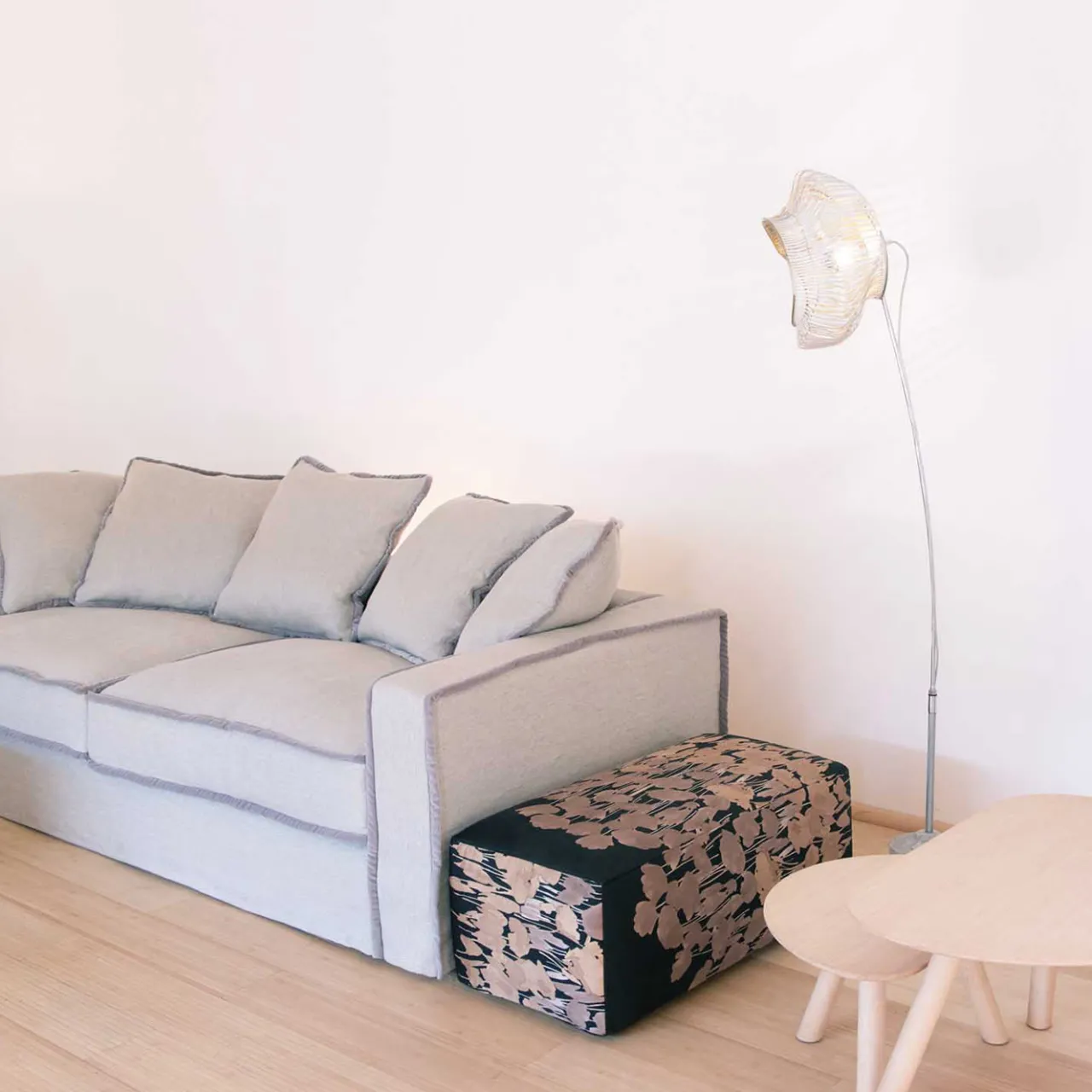 Biosofa Ottomans & Poufs<Golden Tulip Silk Pouf
