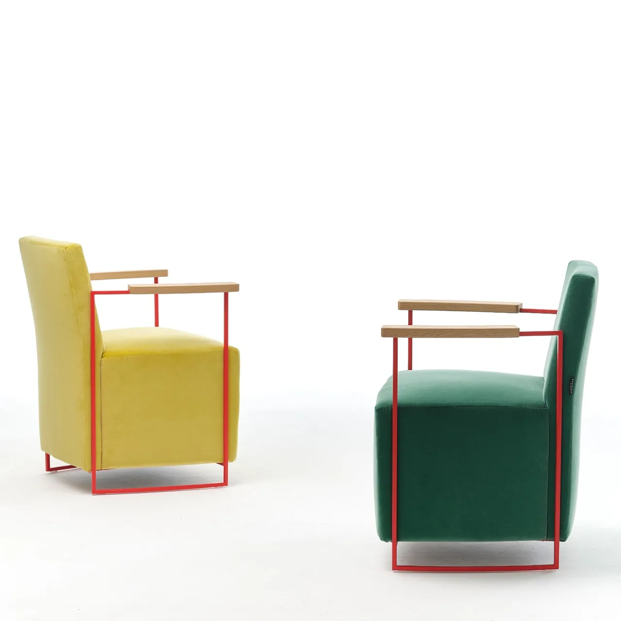 Epònimo Armchairs<Gotham Small Yellow Velvet Armchair