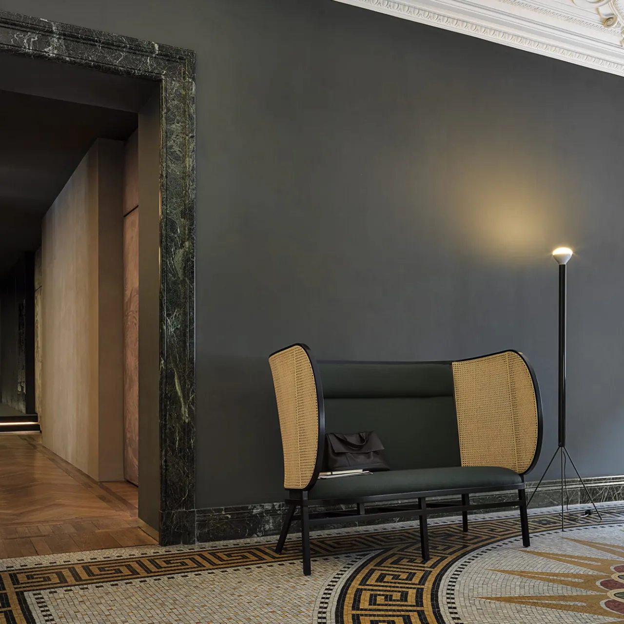 Gebrüder Thonet Vienna GmbH (GTV) – Wiener GTV Design Sofas<Hideout Loveseat by Front