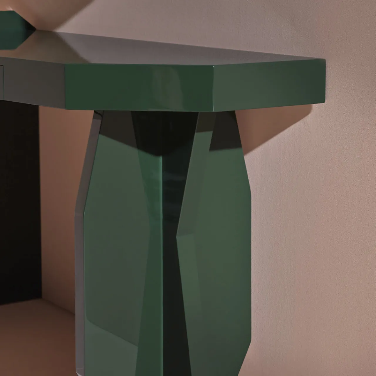 Exto Desk & Writing Tables<High End Wood Dark Green Table Desk