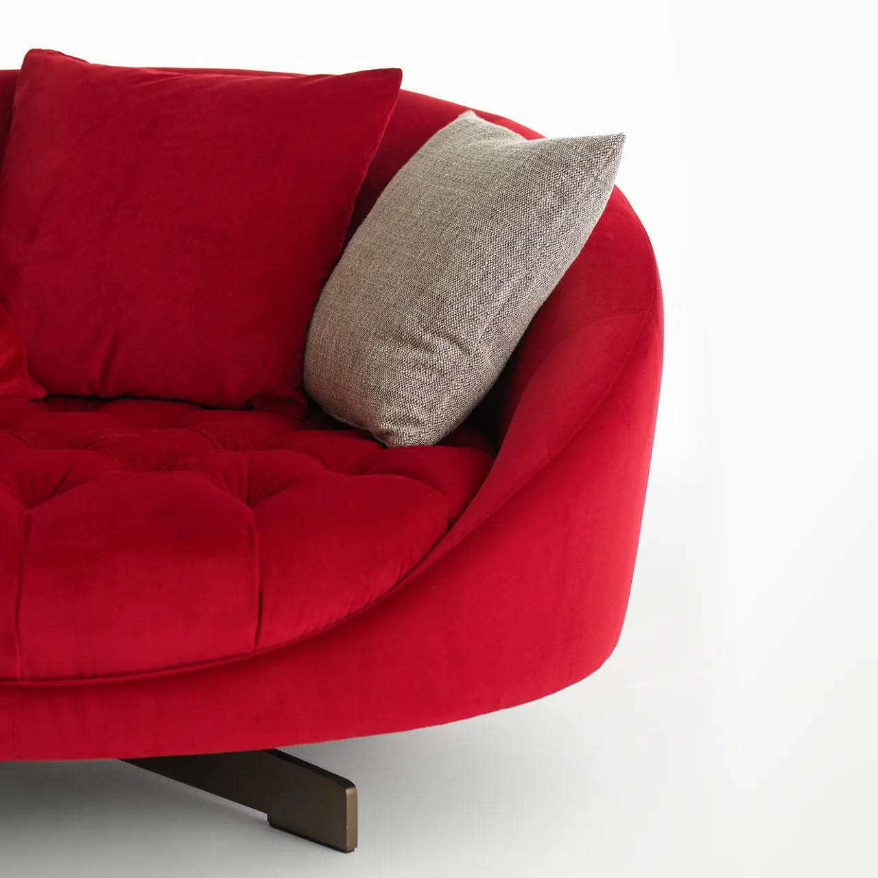 Albedo Sofas<Hill Red sofa by Studio MA